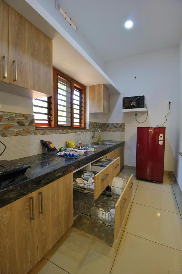 Tall Trees - Modern Forest Villa In Wayanad Sultan Bathery Bagian luar foto